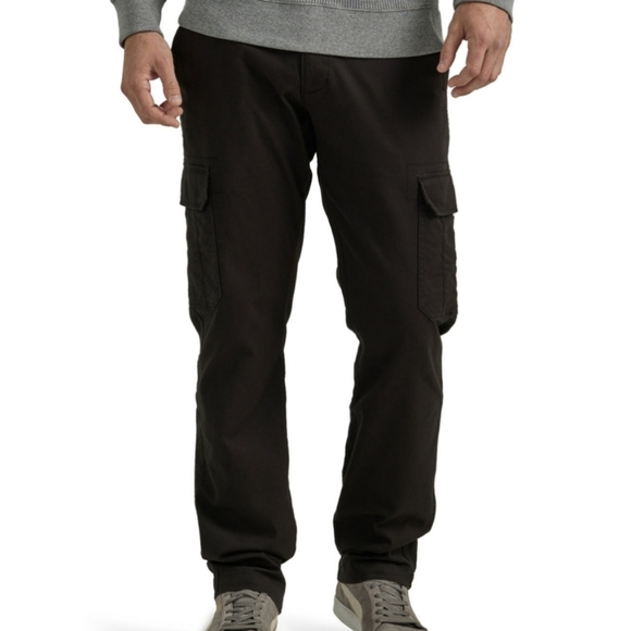 Lee Men's Motion Stretch Regular Fit Straight Leg Cargo Pant - Black - Picture 1 of 8